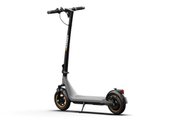 Hikerboy Curtis Plus Electric Scooter on a white background
