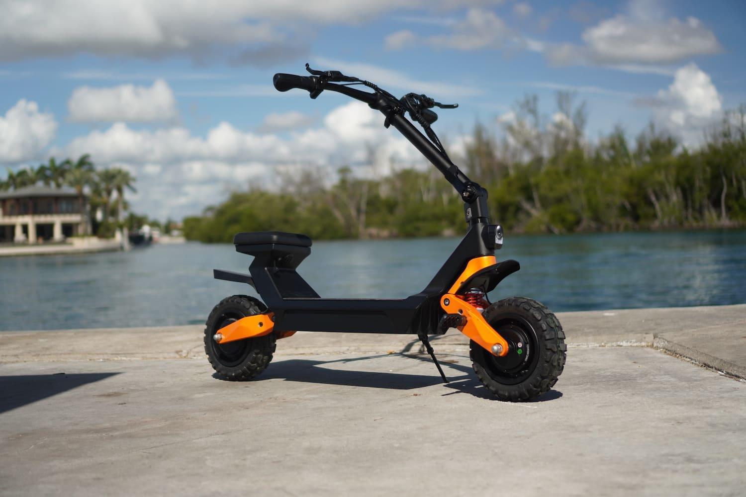 Fiido Beast Electric Scooter - Pogo Cycles